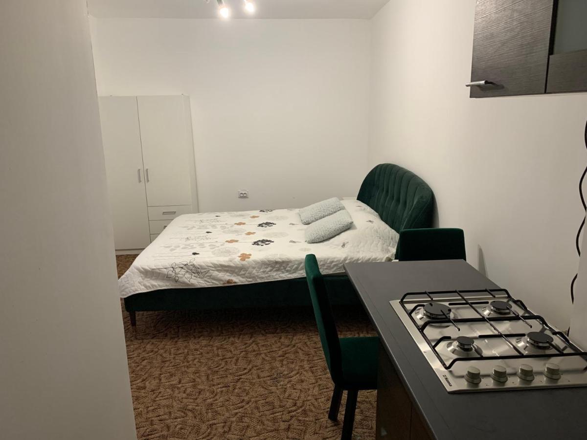 Luxury Accommodation Republicii Brasov Luaran gambar