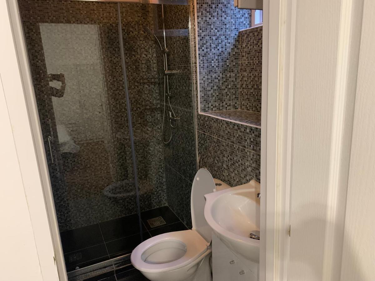 Luxury Accommodation Republicii Brasov Luaran gambar