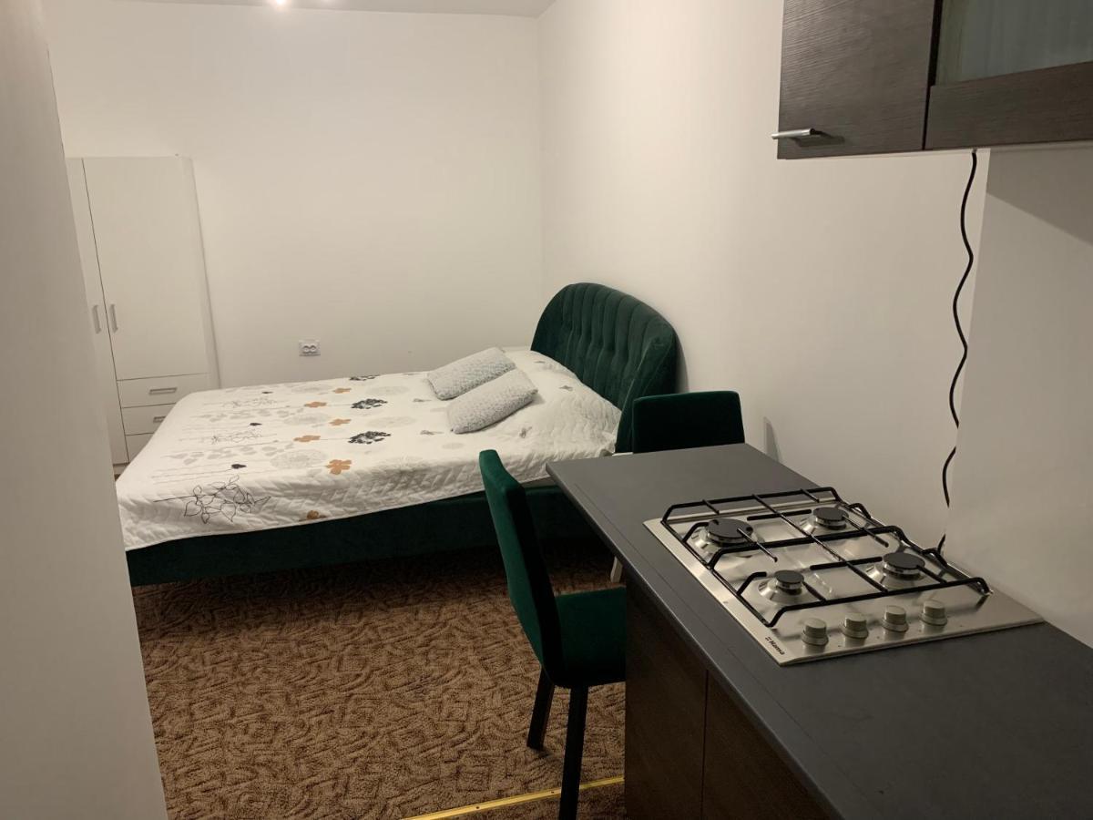 Luxury Accommodation Republicii Brasov Luaran gambar