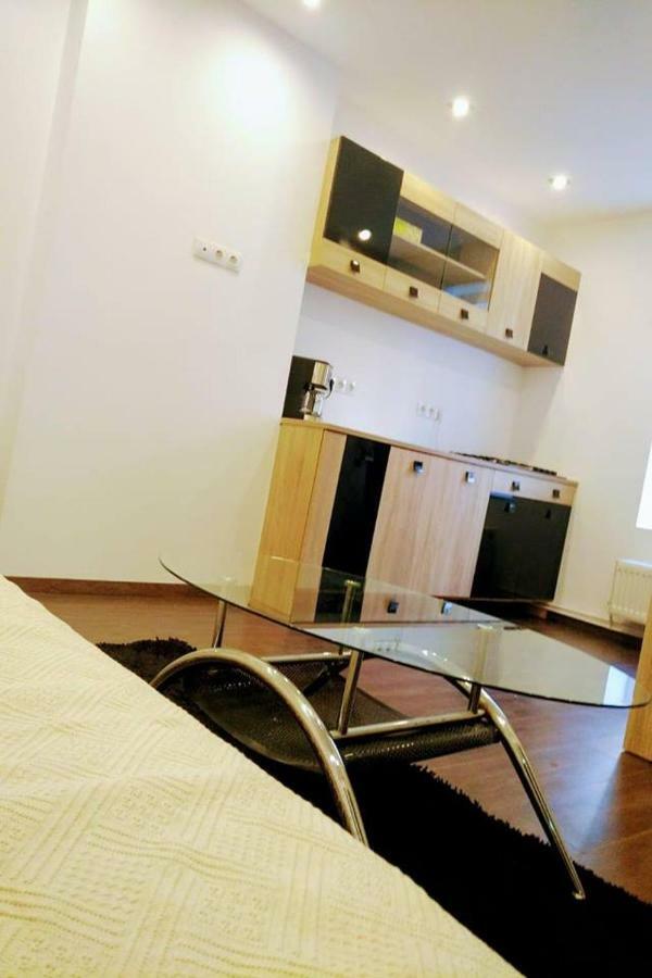 Luxury Accommodation Republicii Brasov Luaran gambar
